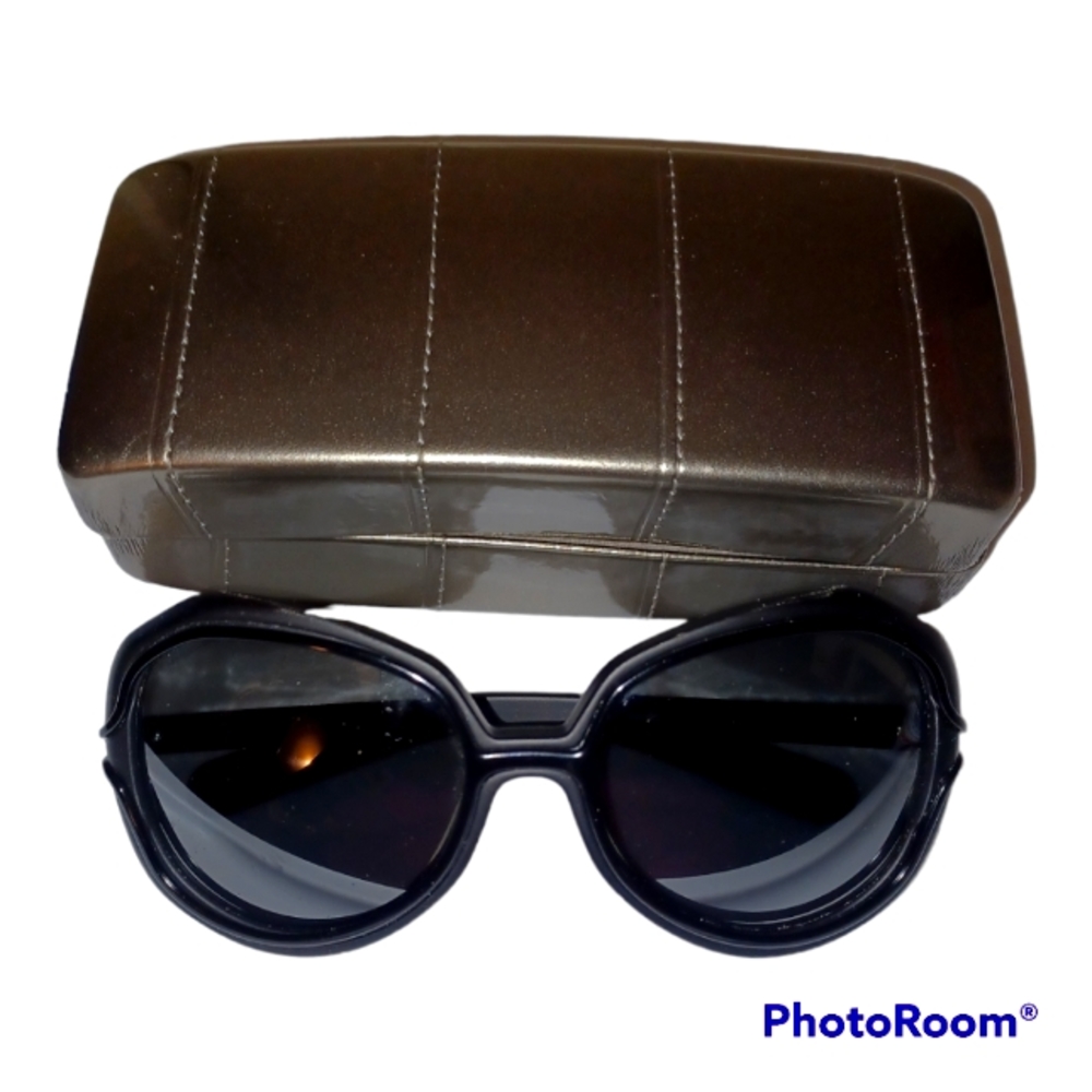 REED KRAKOFF BLACK MATTE FRAME DESIGNER SUNGLASSES EUC OVERSIZED FRAME